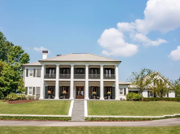 3332 E Briarcliff Rd, Mountain Brook, AL 35223