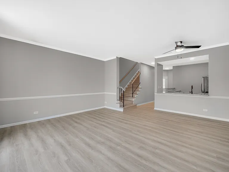 Living room/dining room