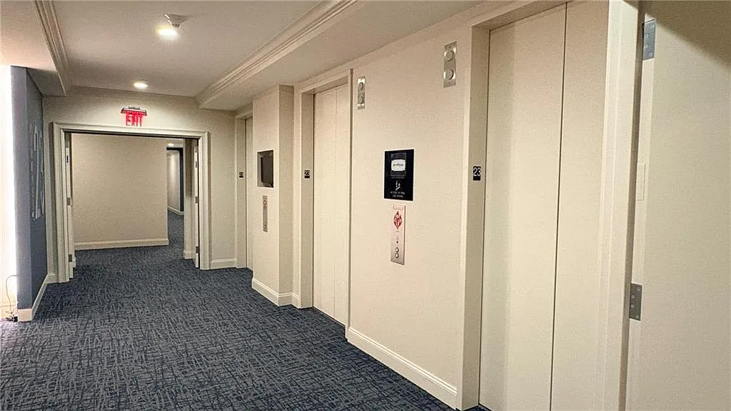 1 bed, 1.5 bath, 1244 sqft, $2,900 — Photo 4