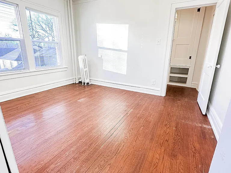 2600 Kingman Blvd #33 — Photo 8