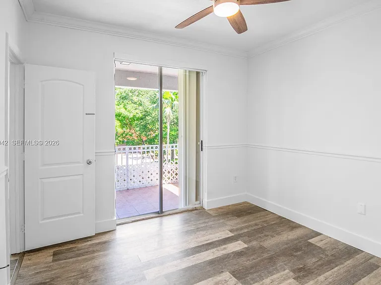 16001 SW 43rd Ter — Photo 17