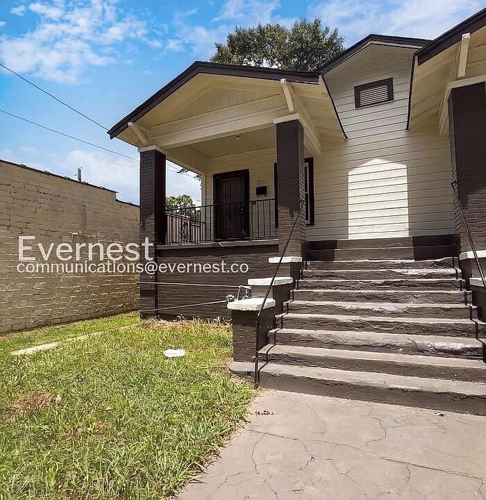 1st image of 2304 22nd St W