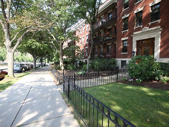 2nd image of 1754 Commonwealth Ave APT 10