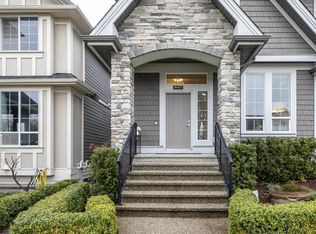 16477 21st Ave, Surrey, BC