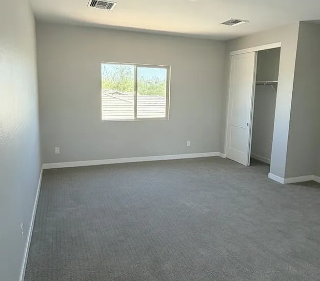 1376 E Avenida Isabela — Photo 9