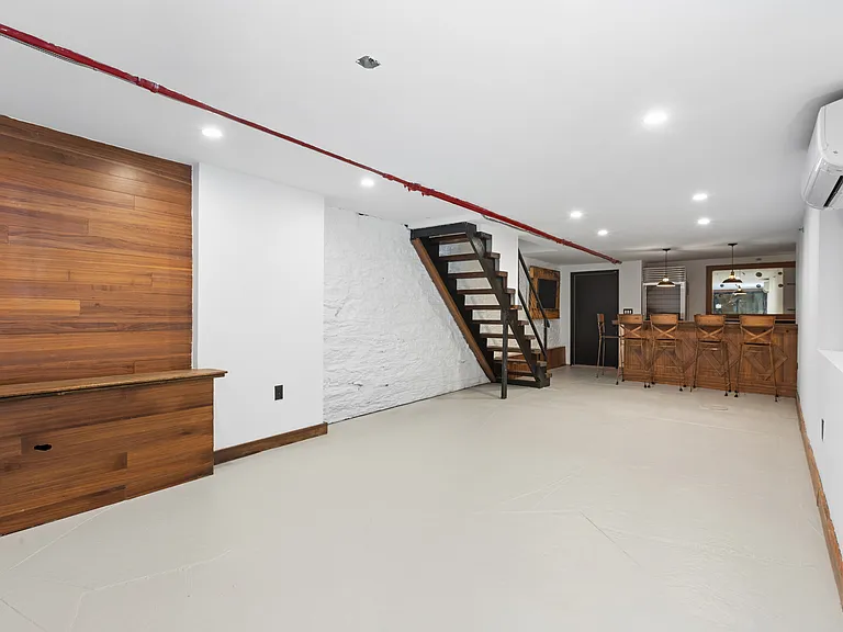 72 Hamilton Ter — Photo 19