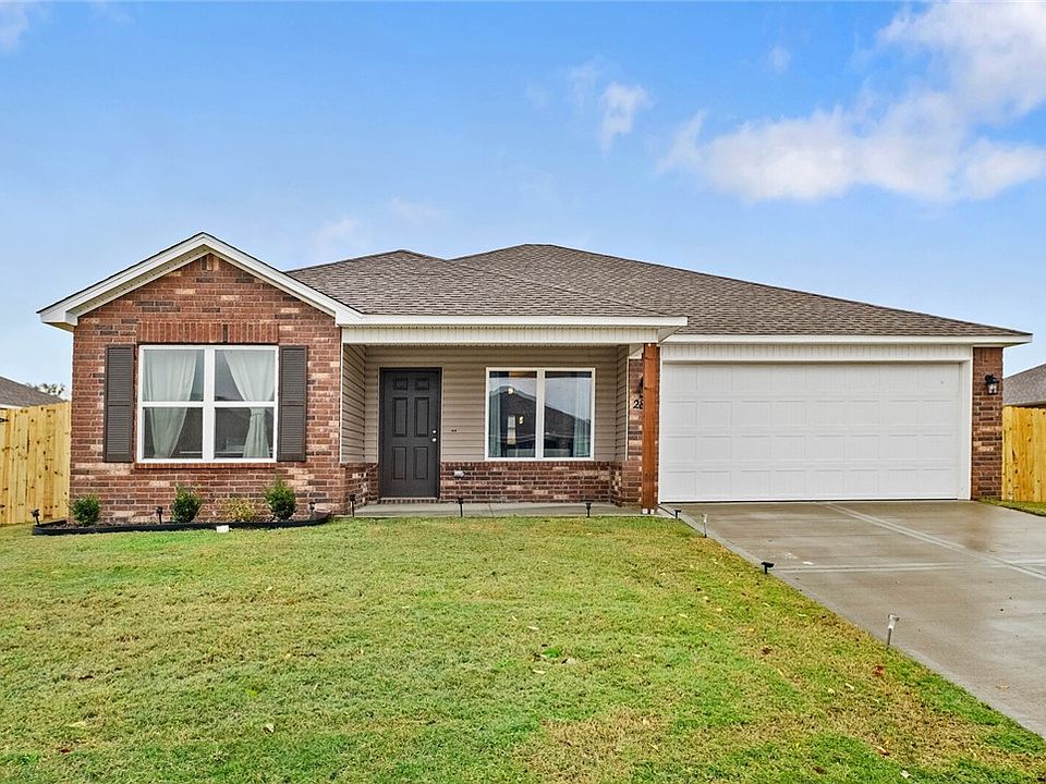 1st image of 2801 W McLaren Dr