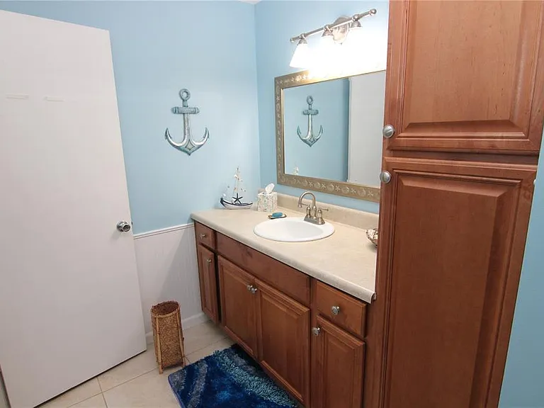 1207 Lakehouse Ct #1207 — Photo 15