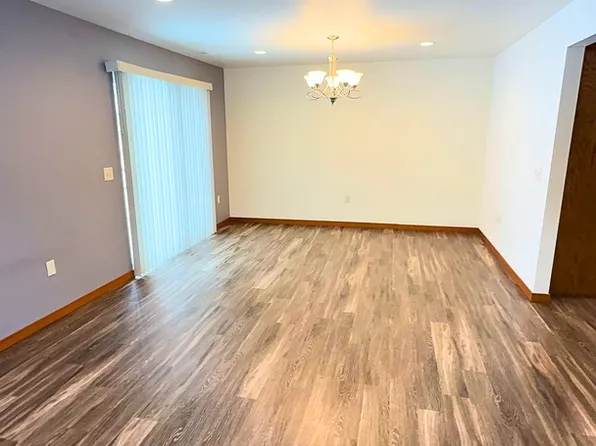 WE2861, 2861 Western Ave #We2861-a, Eau Claire, WI 54703