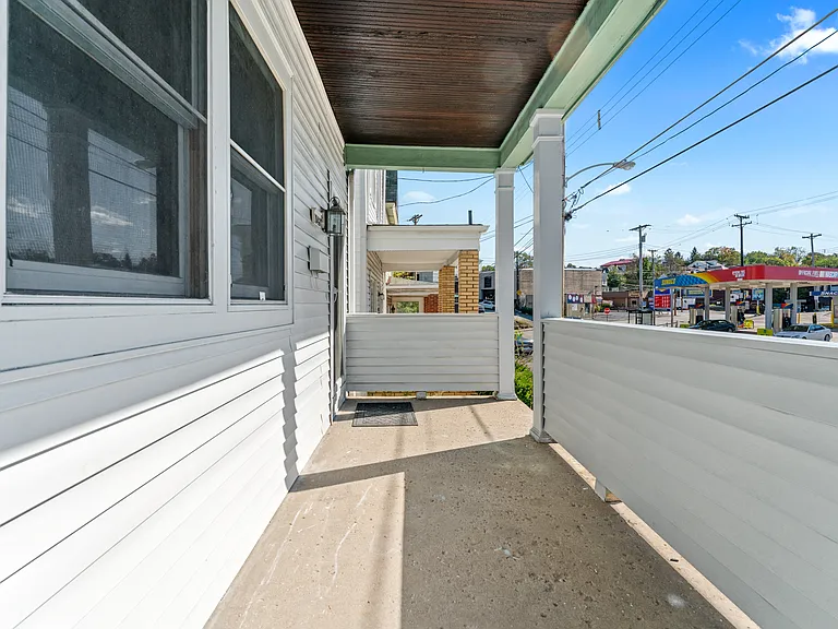 1043 Mount Oliver St — Photo 4