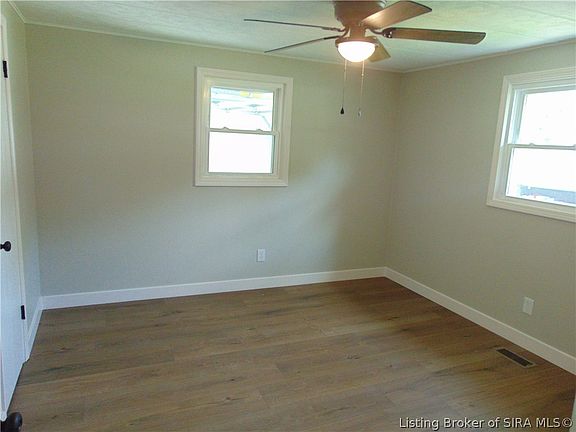 5th image of 811 Montclair Street