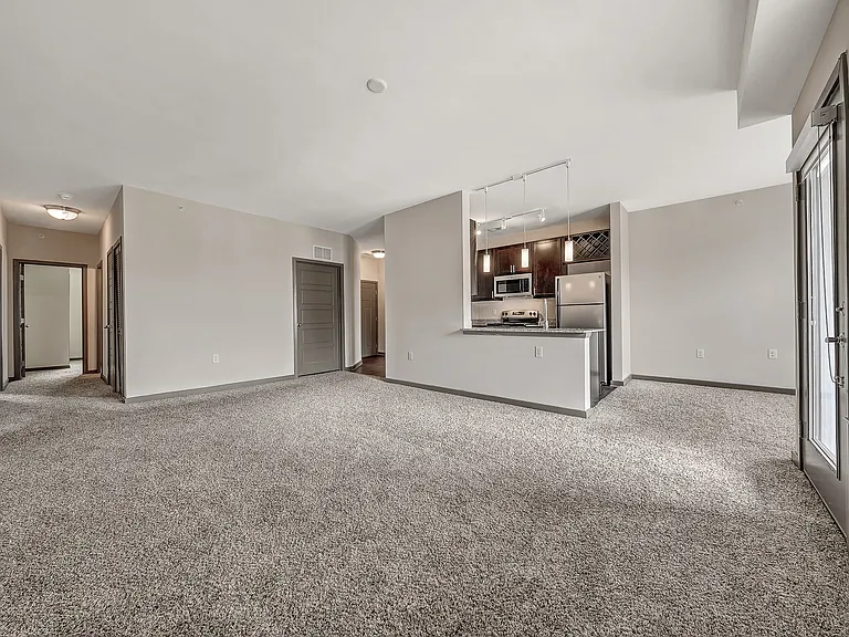 Avellan Springs Apartments — Photo 6