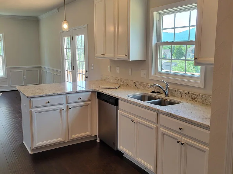 4942 Warrior Dr — Photo 4