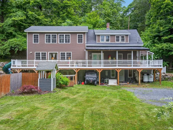 334 Pancake Hollow Road, Highland, NY 12528