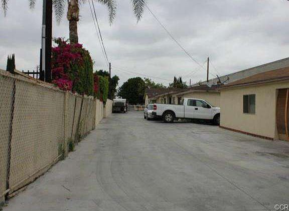5th image of 6459 Florence Ave