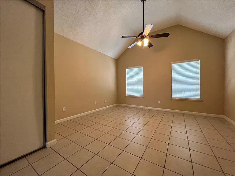 2808 Grants Lake Blvd #304 — Photo 10