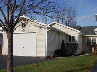 5746 Running Brook Rd, Farmington, NY 14425