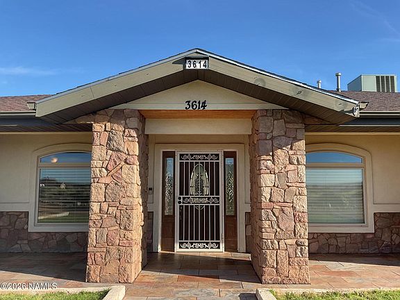3rd image of 3614 Sunrise St