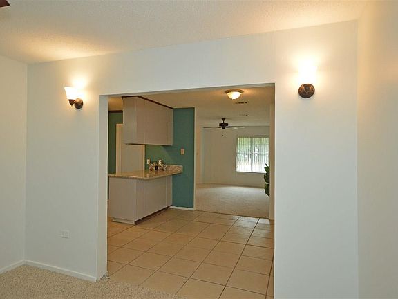 5th image of 3921 Elmcrest Dr