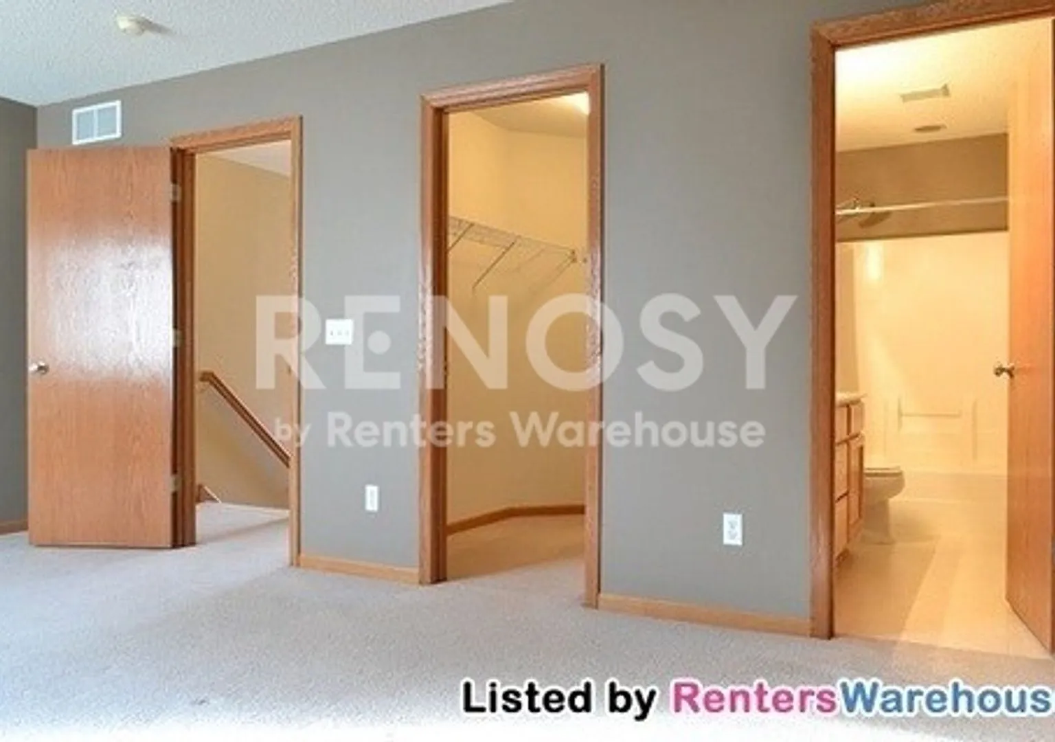 2 Bedroom 2.5 Bath Townhome in Shakopee — Photo 3