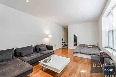 Rented by Bond New York