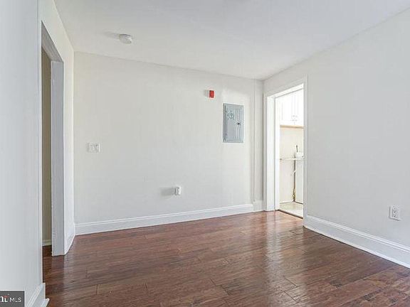 5th image of 4639 Umbria St #2R