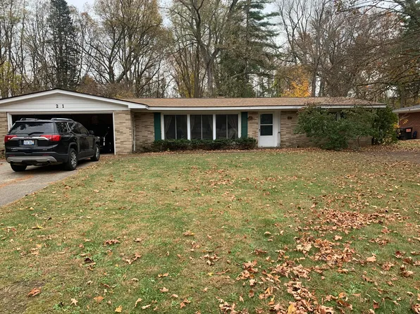 221 Thomas St, Allegan, MI 49010