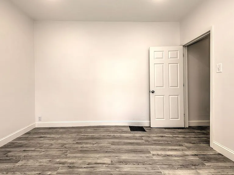 330 Naugatuck Ave — Photo 35