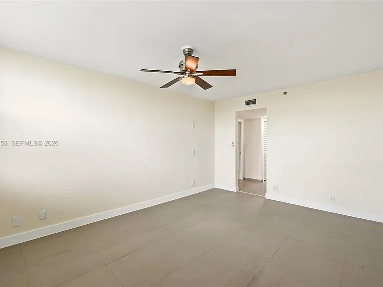 3520 Oaks Way #407 — Photo 7