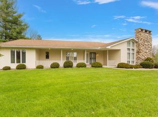 179 W Heatherhill Dr, Valparaiso, IN 46385