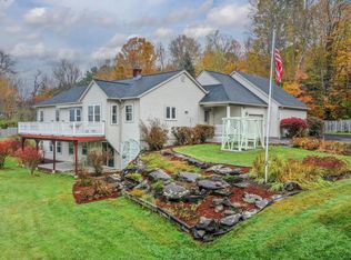 307 W Sleepy Hollow Rd, Essex Jct, VT 05452