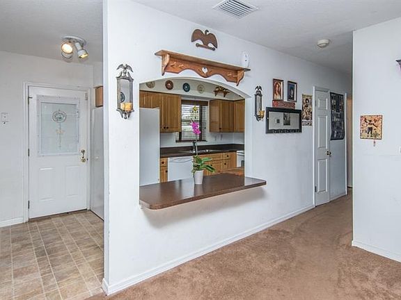 5th image of 6206 N Coolidge Ave