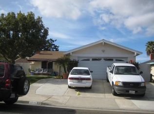 135 Nixon Cir, Oceanside, CA 92057