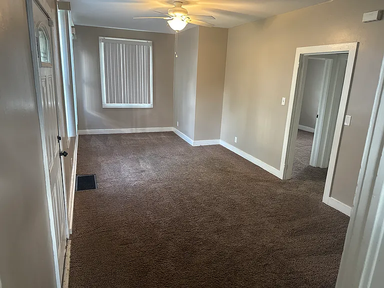 3726 Northampton Dr — Photo 5