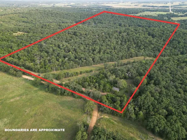 7507 E 137th Rd, Holdenville, OK 74848