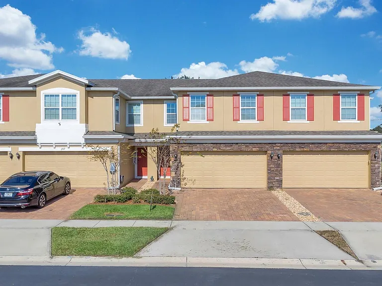 1739 Kato Way — Photo 1