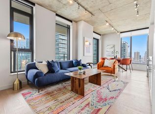 1010 W 6th St SW #1906, Calgary, AB T2R 1B4