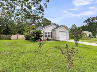 122 Farm Quarters Dr, Goose Creek, SC 29445