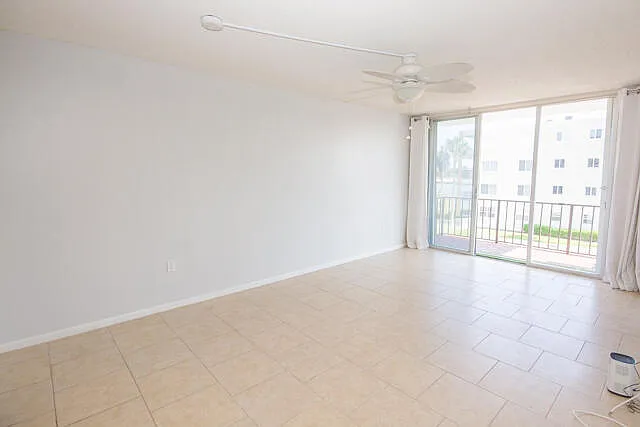 301 Croton Ave #303 — Photo 5