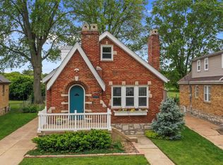 4619 McCausland Ave, Saint Louis, MO 63109