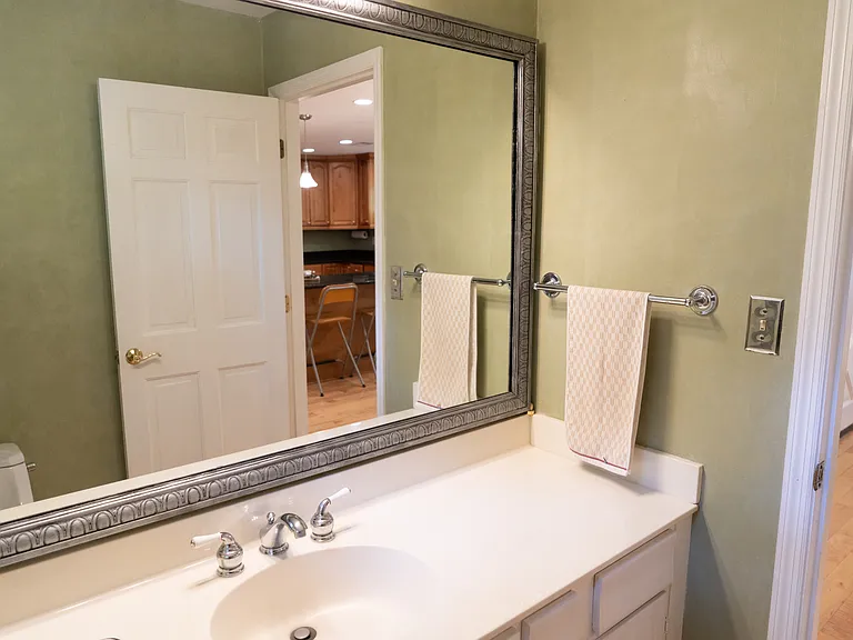 745 Nile Dr — Photo 4