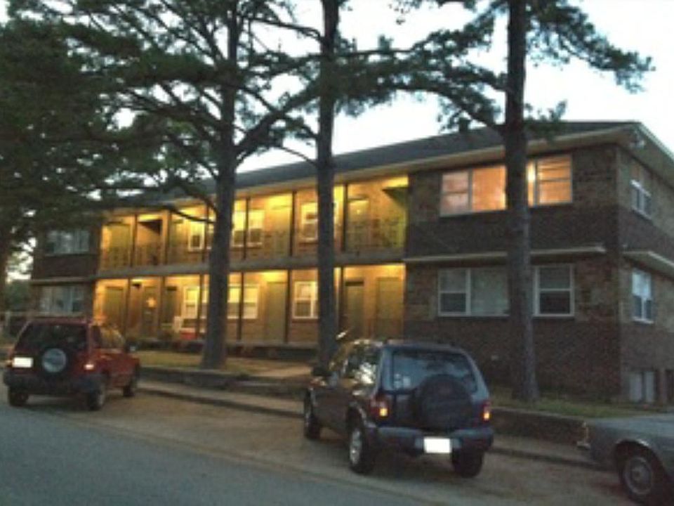 1st image of 323 Lexington Ave APT 6