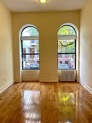 Rented by Living New York | media 9