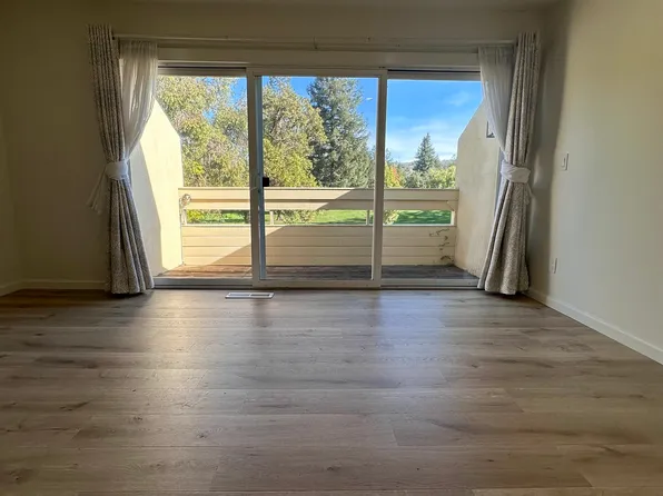 2948 Yulupa Ave, Santa Rosa, CA 95405