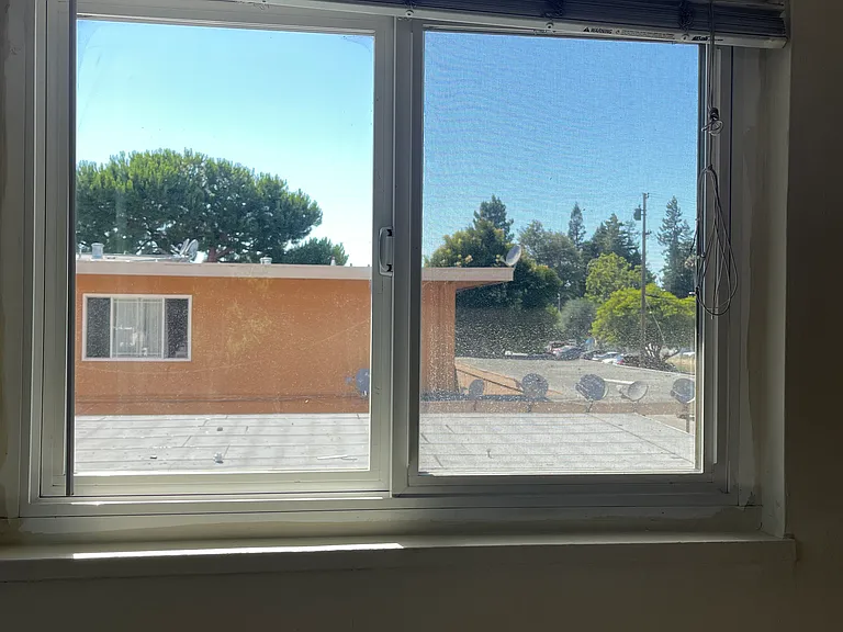 669 Johanna Ave — Photo 12