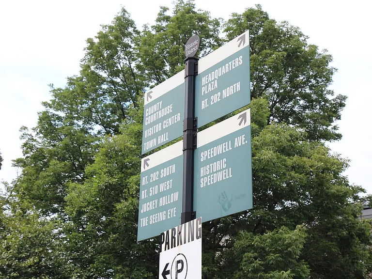 Convenient location near Headquarters Plaza and Historic Speedwell
