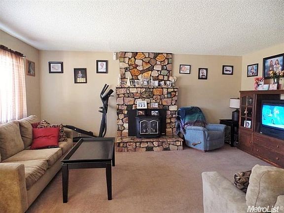 4th image of 2603 E Florida Ave