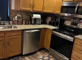 557 Colt Rdg, Spencer, WV 25276