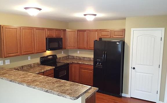 3rd image of 29 Saint Kathleen Ct