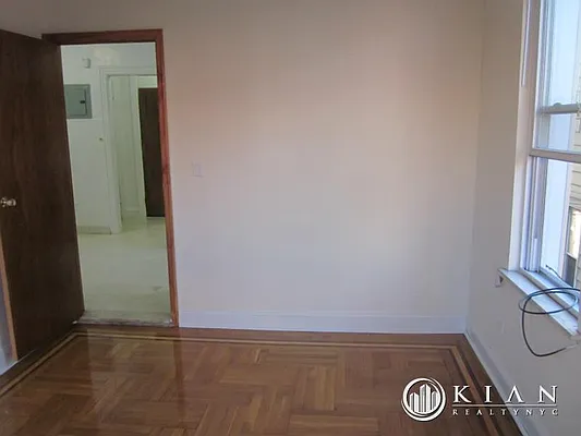 Rented by Kian Realty | media 26